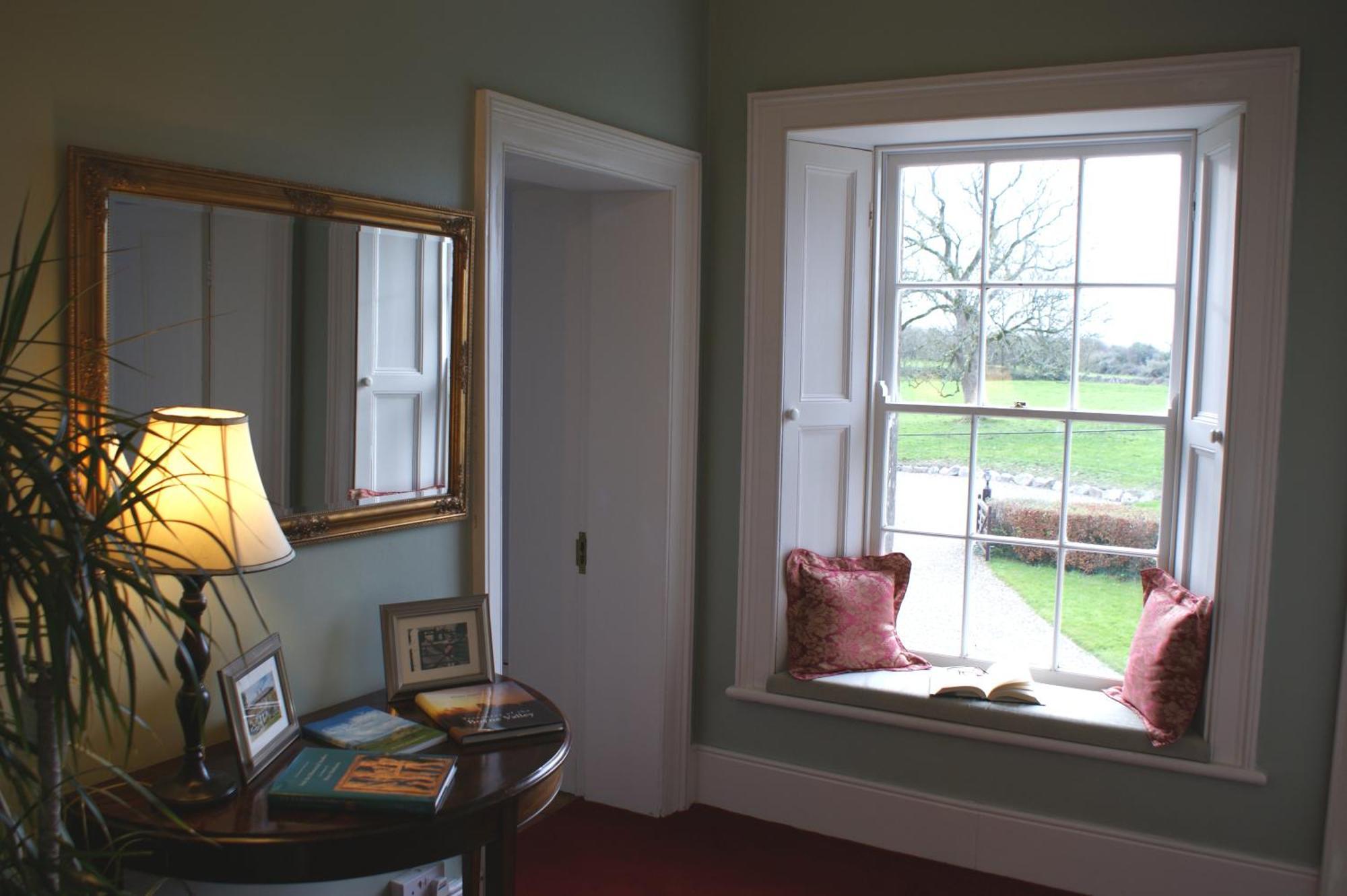 Inchiquin House, Period Home In The Heart Of The Burren Corrofin エクステリア 写真